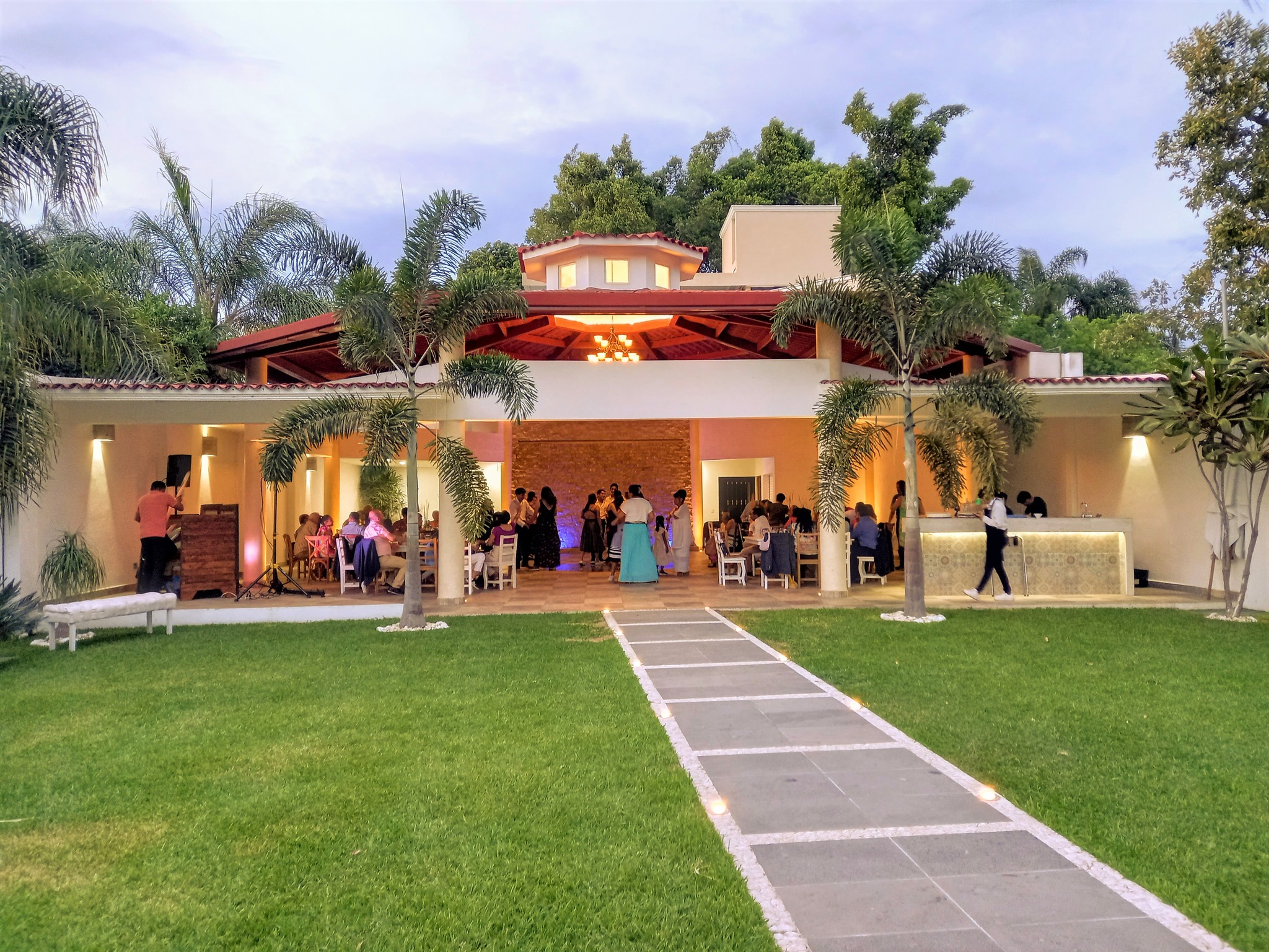 Fachada Jardín Cuernavaca