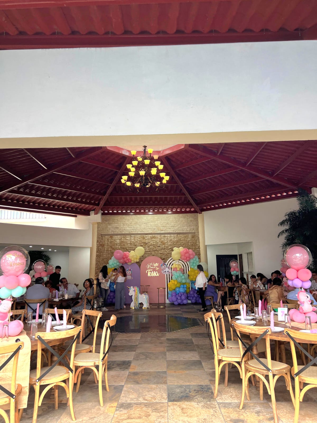 Salón decorado para fiesta infantil